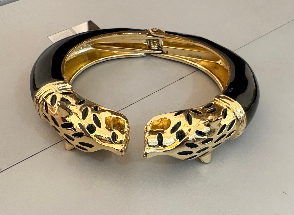 Gold Leopard Head Bracelet