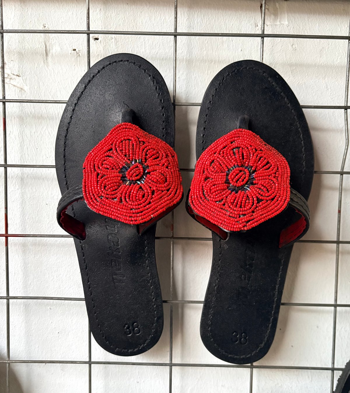 Flat Slippers, Size 38